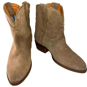 Dingo Tumbleweed Cowgirl Booties‎ Sand Suede Leather Western NWOB 6.5